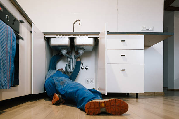 Professional Leak Detection technician working in Rockledge, FL